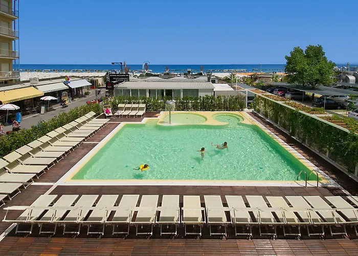 Trevi Family كاتوليكا