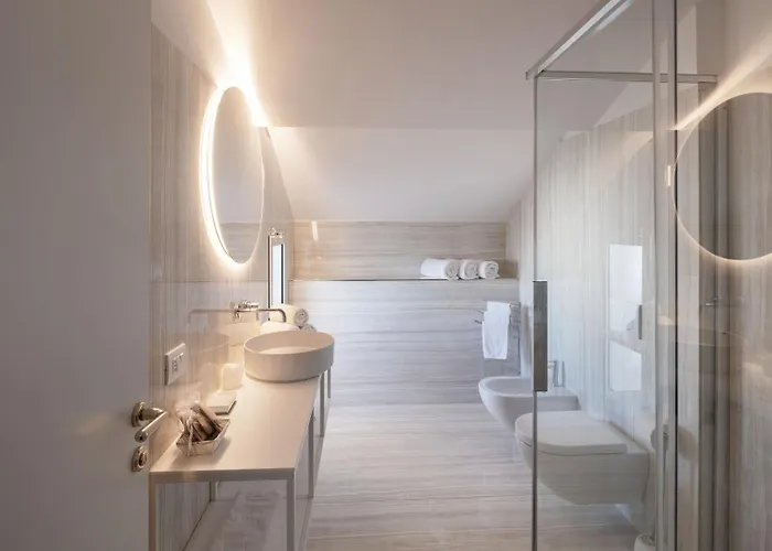 فندق Trevi Family كاتوليكا