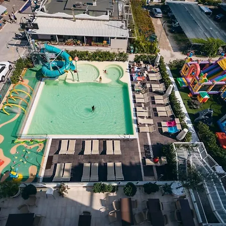 Trevi Family Κατόλικα