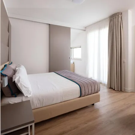 Trevi Family Κατόλικα