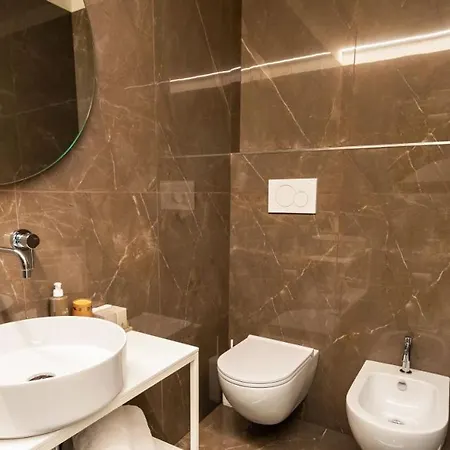 Ξενοδοχείο Trevi Family