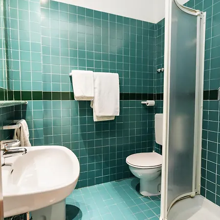 Trevi Family 3* Κατόλικα