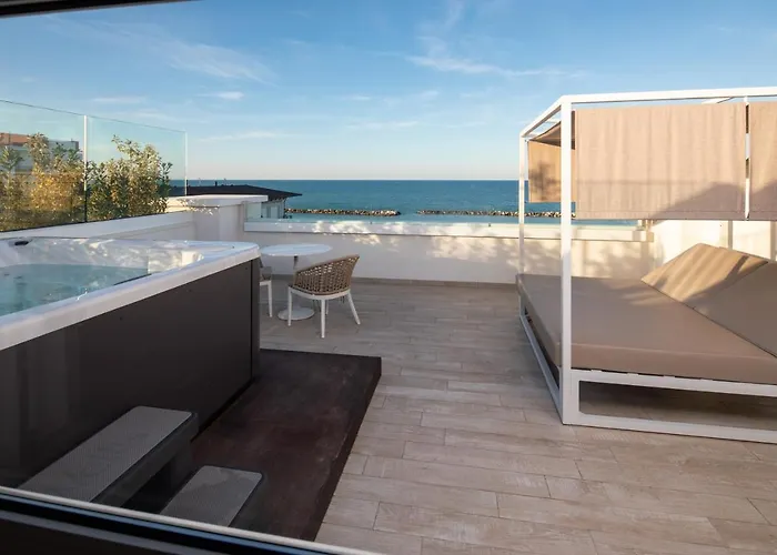 Trevi Family Hotel 3*